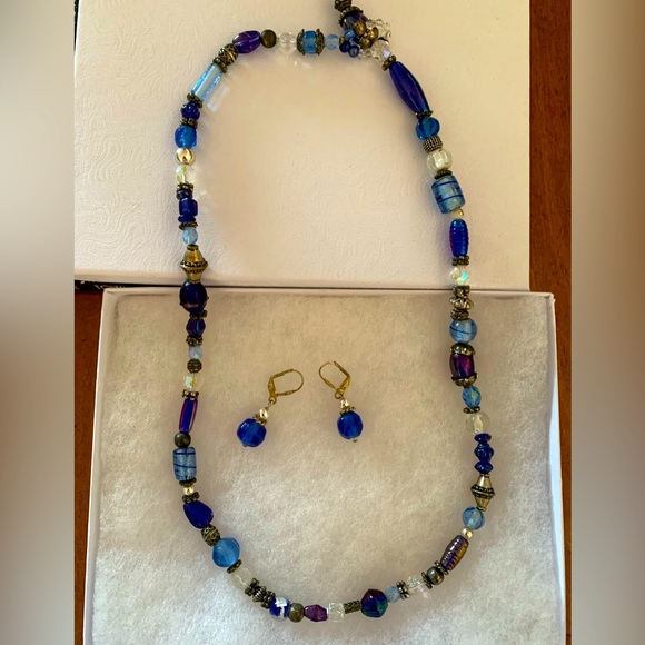 Handcrafted  beaded variable length   lariat necklace. - Picture 1 of 7